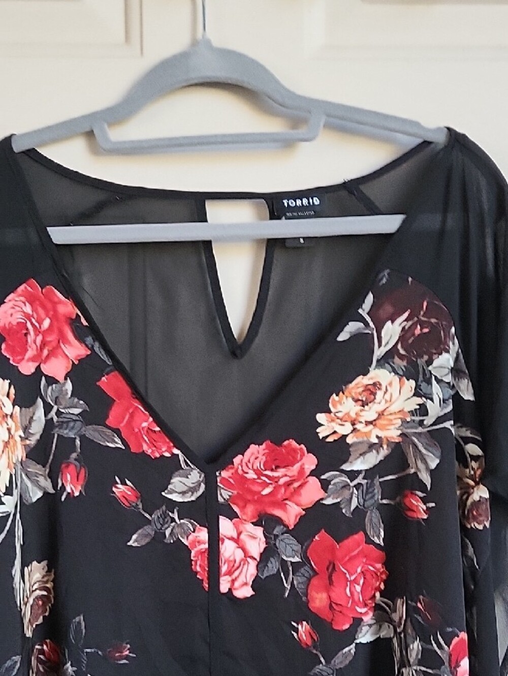 Torrid Black Floral Sheer Kimono Size 5X Red Rose Boho Open Front Cover Up - Picture 4 of 9